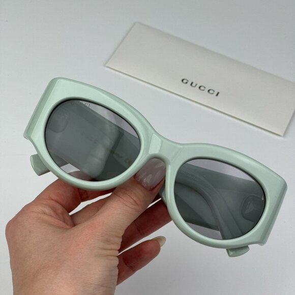Gucci GG1544S 003 BRAND NEW Sunglasses Green Grey Unisex Oval - Picture 3 of 11